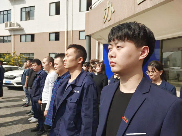 Entrenamiento militar de nuevos empleados de otoño de 2021 en Chengdu Yibai Technology Co., Ltd.